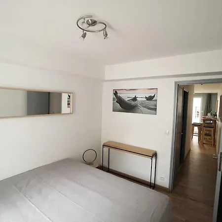 Appartement Le Calme D'un Joli Patio En Centre-ville *